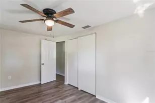 4655 48th Ave N, Saint Petersburg, FL 33714 - Photo 14