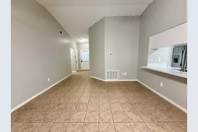 1602 Palm Leaf Drive, Brandon, FL 33510 - Photo 4