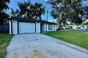 1602 Palm Leaf Dr, Brandon, FL 33510 - Photo 2