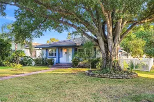 1146 30th Ave N, Saint Petersburg, FL 33704 - Photo 2