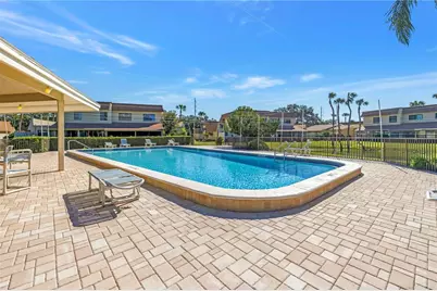 8473 17th Street N, Saint Petersburg, FL 33702 - Photo 4