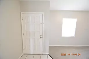 10016 N Ninevah Rd, Tampa, FL 33617 - Photo 2