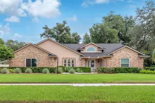 2421 Oak Landing Dr, Brandon, FL 33511 - Photo 1