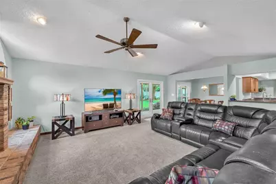 2421 Oak Landing Drive, Brandon, FL 33511 - Photo 12