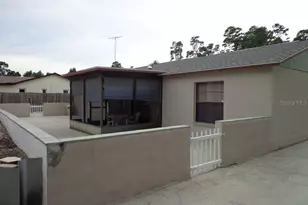 5280 Beachview Dr, Spring Hill, FL 34606 - Photo 26