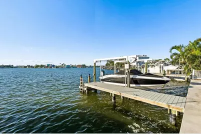 112 Wall Street, Redington Shores, FL 33708 - Photo 38