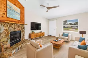 4213 37th Ave N, Saint Petersburg, FL 33713 - Photo 2