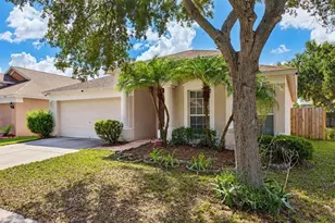 13233 Early Run Ln, Riverview, FL 33578 - Photo 2