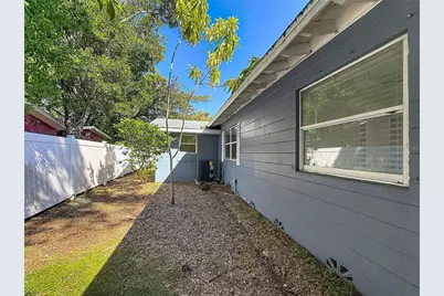 427 39th Street S, Saint Petersburg, FL 33711 - Photo 46