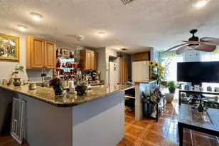 5810 N Gomez Ave, Tampa, FL 33614 - Photo 16