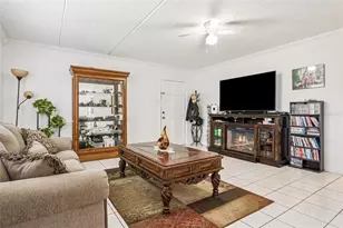 4718 Christa Ct, Tampa, FL 33614 - Photo 10