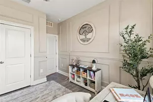 33310 Major Oak Dr, Wesley Chapel, FL 33545 - Photo 10