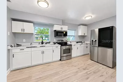 1112 W Hiawatha Street, Tampa, FL 33604 - Photo 2