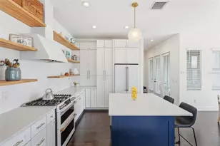 1208 5th St S, Saint Petersburg, FL 33701 - Photo 10