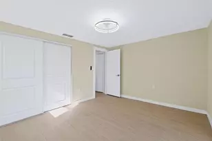 2123 Bayou Dr, Holiday, FL 34691 - Photo 18