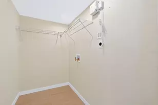 2123 Bayou Dr, Holiday, FL 34691 - Photo 20