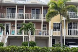 466 Bahia Beach Blvd, Ruskin, FL 33570 - Photo 4