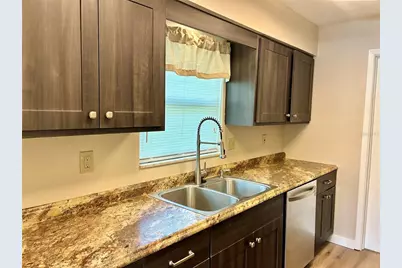 889 Sky Loch Drive S, Dunedin, FL 34698 - Photo 10