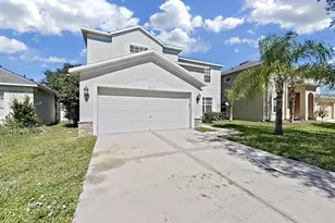 8427 Carriage Pointe Dr, Gibsonton, FL 33534 - Photo 2