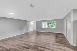 7403 Foxbloom Dr, Port Richey, FL 34668 - Photo 16
