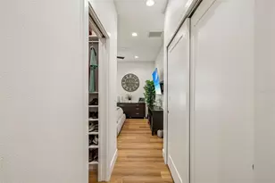 8625 5th St N, Saint Petersburg, FL 33702 - Photo 24
