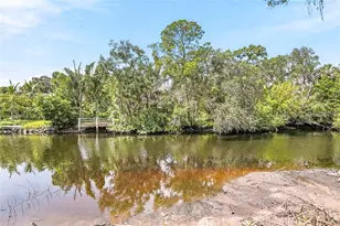8605 Jackson Springs Rd, Tampa, FL 33615 - Photo 48