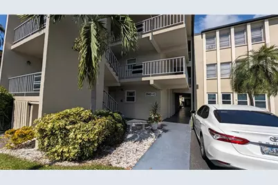 9940 47th Avenue N #206, Saint Petersburg, FL 33708 - Photo 1
