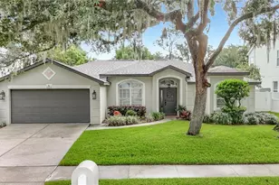 3605 Elk Ridge Ln, Valrico, FL 33596 - Photo 2