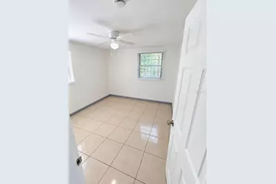 3004 Arrow Street, Tampa, FL 33605 - Photo 6