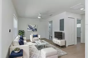 7291 8th St N, Saint Petersburg, FL 33702 - Photo 4