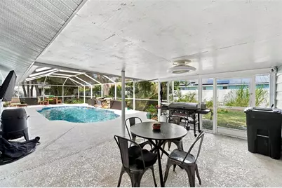 5105 W Country Club Drive, Sarasota, FL 34243 - Photo 42