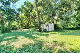 3615 Lindell Ave, Tampa, FL 33610 - Photo 32