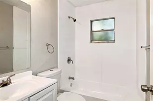 9135 Maynard Ave, New Port Richey, FL 34654 - Photo 14