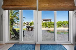 68 S Windward Island W, Clearwater Beach, FL 33767 - Photo 18