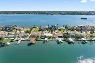 68 S Windward Island W, Clearwater Beach, FL 33767 - Photo 82