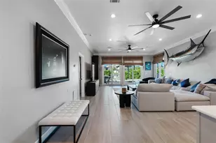 68 S Windward Island W, Clearwater Beach, FL 33767 - Photo 8