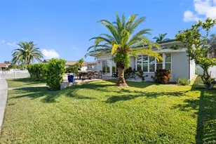68 S Windward Island W, Clearwater Beach, FL 33767 - Photo 60
