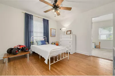 729 26th Avenue N, Saint Petersburg, FL 33704 - Photo 10