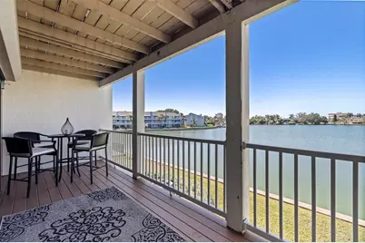 12242 2nd Street E, Treasure Island, FL 33706 - Photo 14