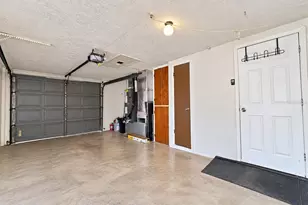 7635 Sue Ellen Dr, Port Richey, FL 34668 - Photo 28