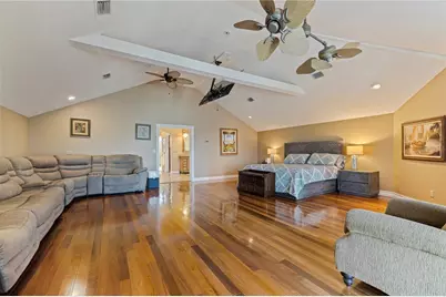 13009 Boca Ciega Avenue, Madeira Beach, FL 33708 - Photo 12