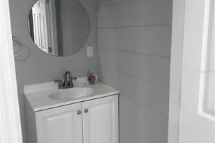 5831 Hammon Dr, Tampa, FL 33619 - Photo 4