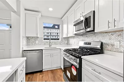 5955 30th Avenue S #111, Gulfport, FL 33707 - Photo 2