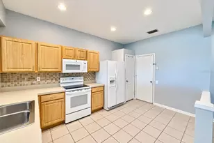 8570 Sandy Beach St, Tampa, FL 33634 - Photo 6