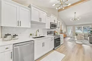 10118 Briarwick Ct, Tampa, FL 33615 - Photo 10