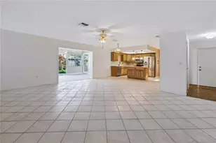 12939 115th St, Largo, FL 33778 - Photo 4