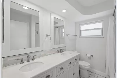 1460 69th Place S, Saint Petersburg, FL 33705 - Photo 24
