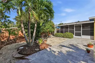 1460 69th Pl S, Saint Petersburg, FL 33705 - Photo 32