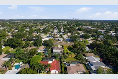 1460 69th Place S, Saint Petersburg, FL 33705 - Photo 44