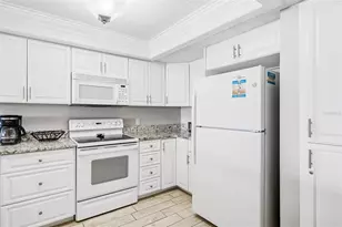 18500 Gulf Blvd, Indian Shores, FL 33785 - Photo 12